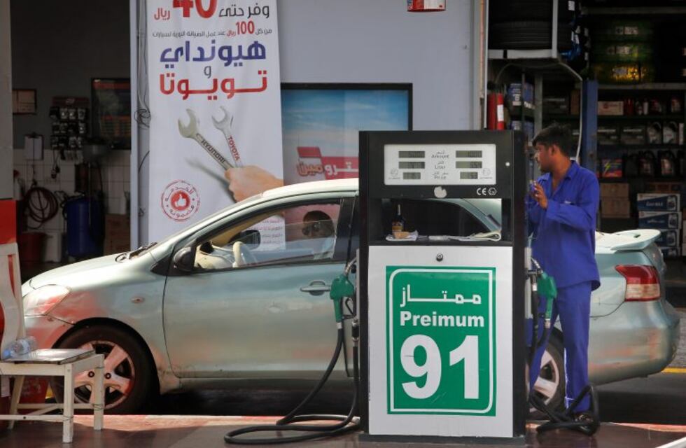 El precio del petróleo subió más de 10% luego de los ataques a refinerías sauditas