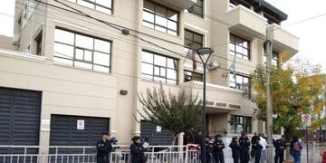 Sede de ADP con custodia policial\u002E (Web)