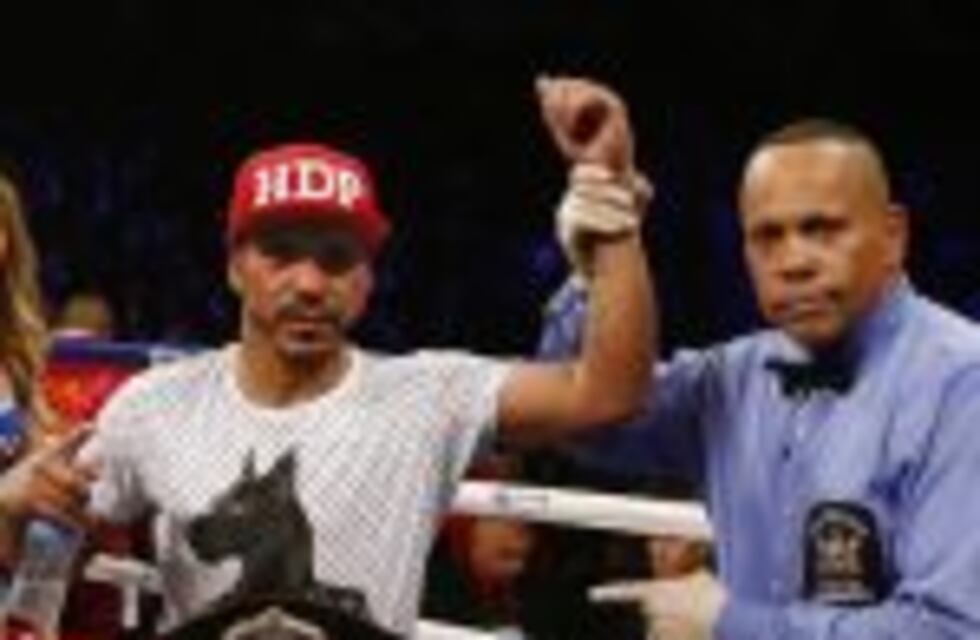 El argentino Jesús Cuellar defenderá el título mundial pluma AMB en Estados Unidos