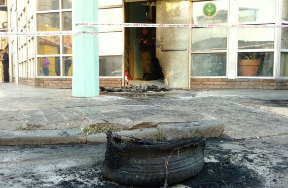 El gobierno de Córdoba repudió el ataque a una sede de Gendarmería Nacional