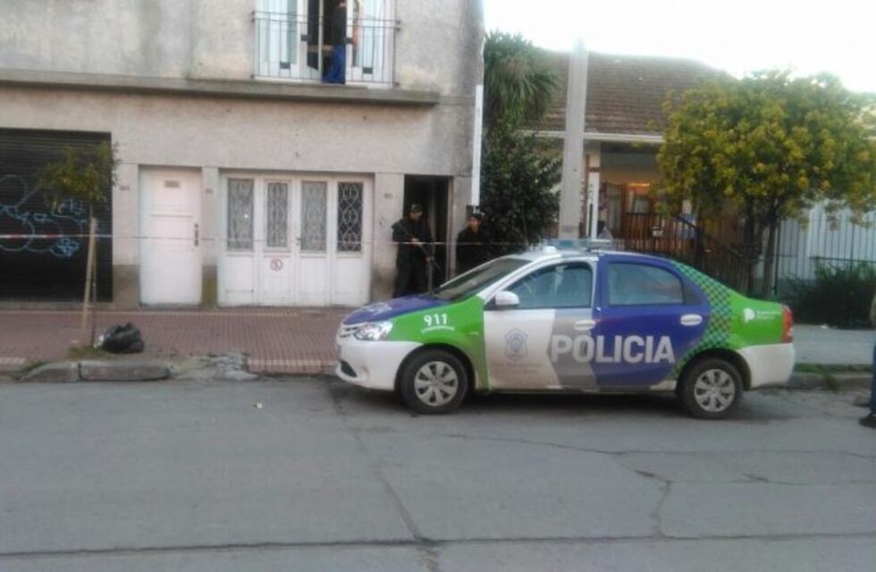 Detuvieron a un subcomisario de la Bonaerense por un falso allanamiento antidrogas