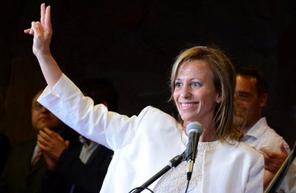 Le exigen a la ministra de Salud de San Luis que haga pública la lista de vacunados