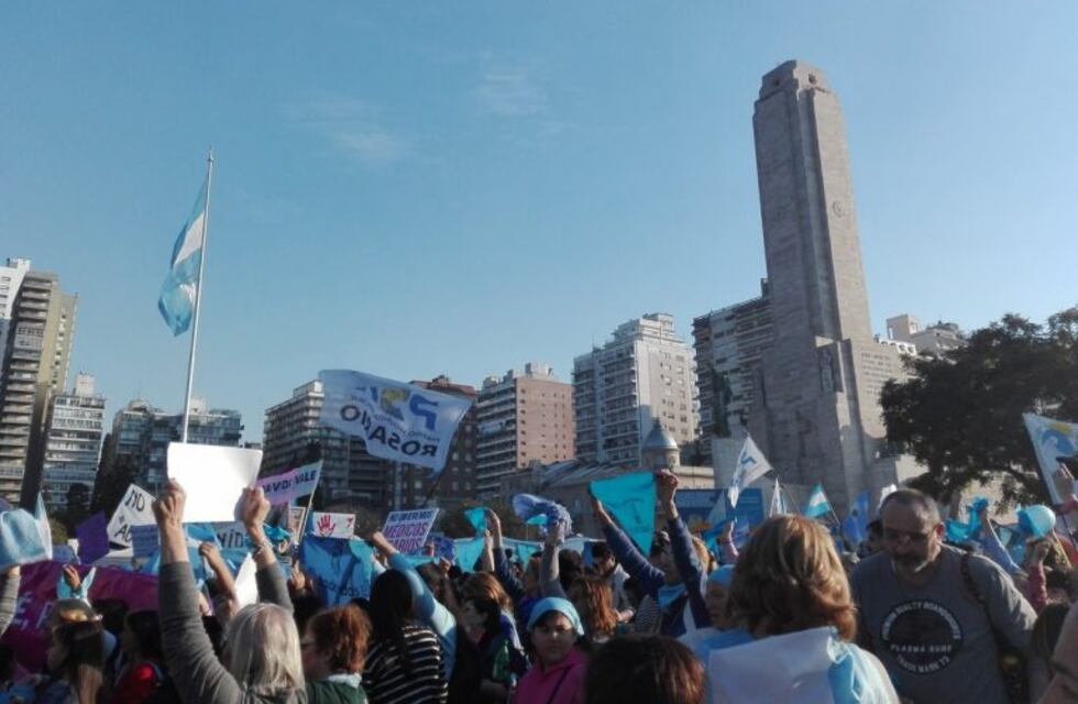 Con Granata presente, los sectores opositores al aborto legal se reunieron en Rosario