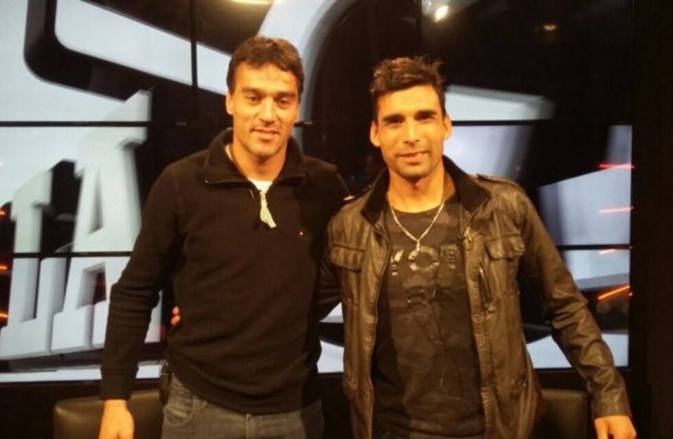 Rodrigo López y el goleador Acevedo, las claves del Racing puntero