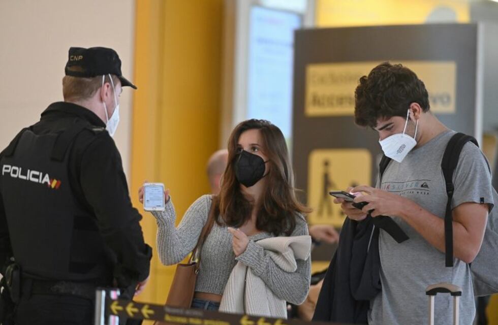 España aplicará multas de hasta 6.000 euros a quienes lleguen al país sin el PCR negativo