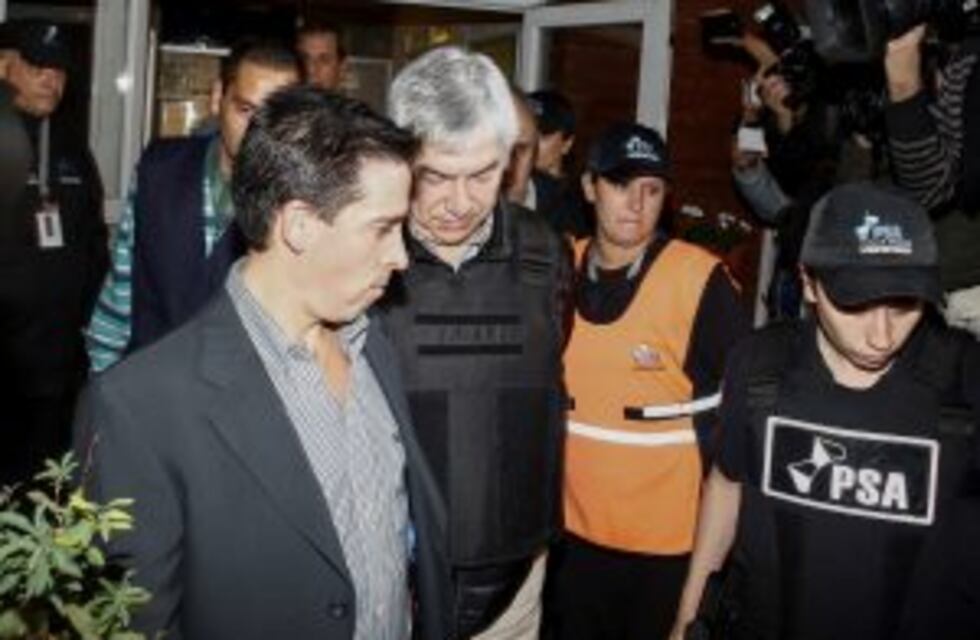 Lázaro y Martín Báez, procesados por la retención de 33 millones de pesos en aportes previsionales