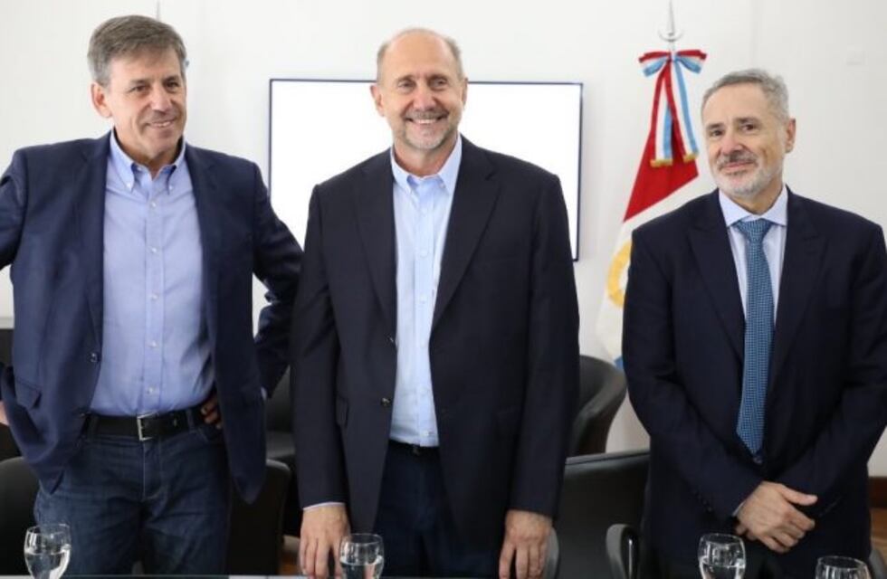 Santa Fe abrió su mesa de coordinación en seguridad con Perotti y Jatón