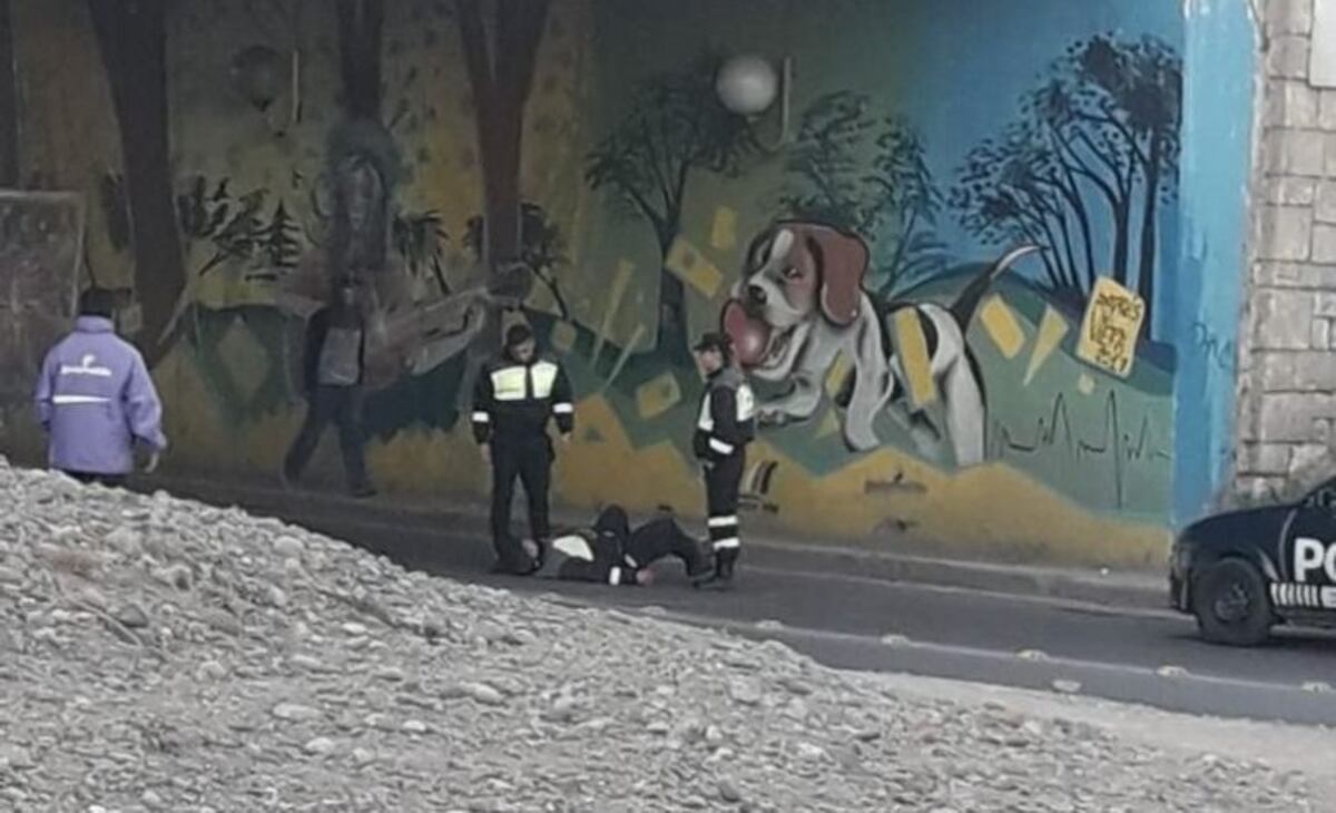 Agente de tránsito atropellado