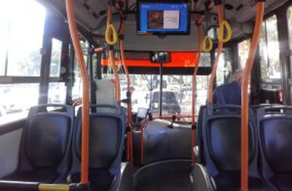 La Línea de la Costa suma portabicicletas, rampas, pantalla LED, parlantes y aire acondicionado