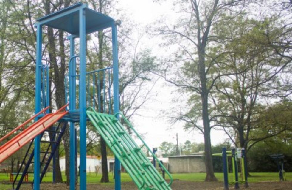 Anisacate: se lleva adelante el cronograma de equipamiento en plazas