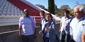 Florencia Saintout junto a Juan Sebastián Verón (web)\u002E