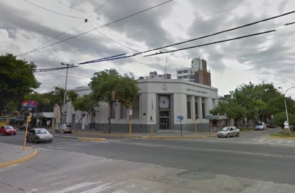 Una anciana fue atropellada por un camión en San Lorenzo y se encuentra en grave estado