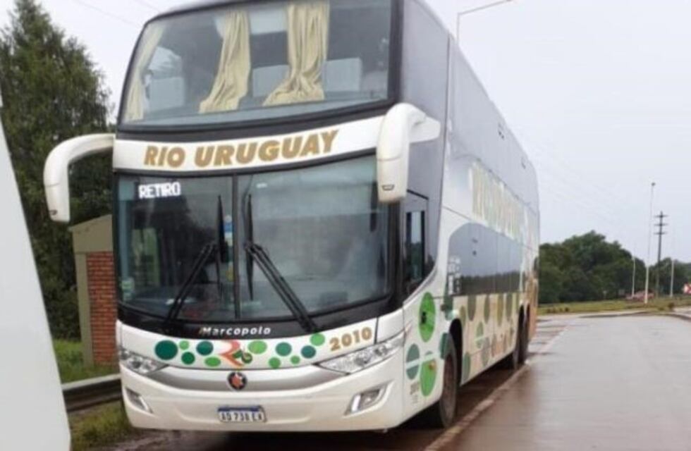 A mano armada, asaltaron un colectivo en Piray y robaron un bolso con dinero