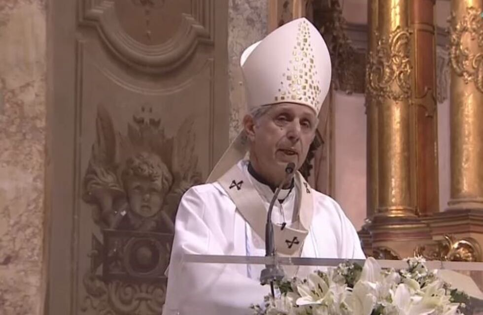 Mario Poli pidió 'por la vida de todos los marinos'