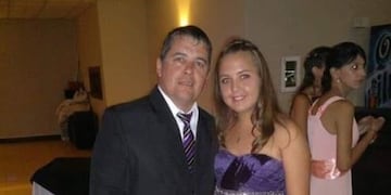 Una joven entrerriana presta su vestido para quien lo necesite