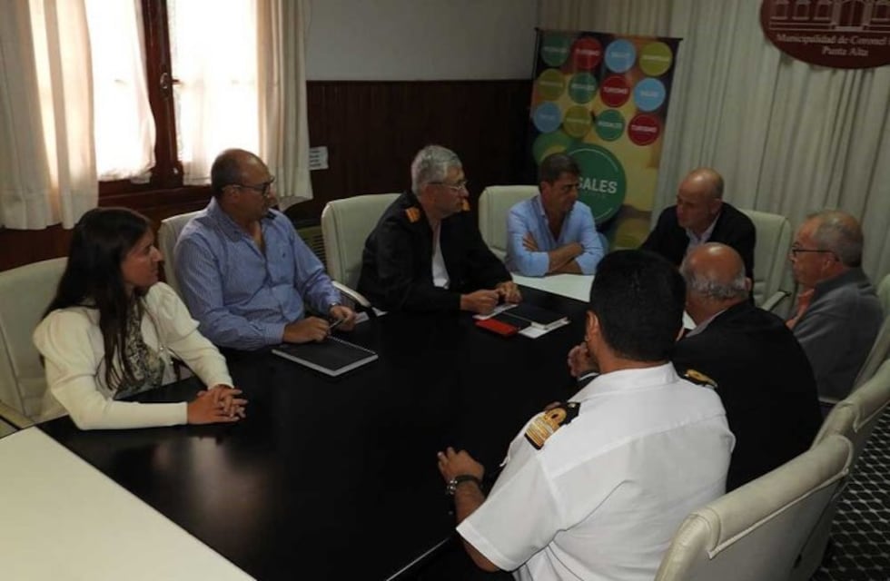 Crisis HNPB: Uset recibió a las autoridades de IOSFA y del nosocomio