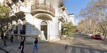 El establecimiento de Dorrego al 700 fue el último en la lista de lugares apuntados por la policía\u002E (Google Street View)