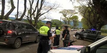 No encuentran un auto que secuestraron por una infracción\u002E