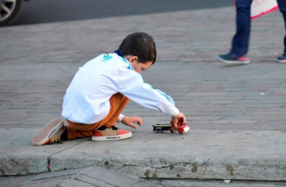 Una madre "recuperó" a su hijo que era retenido por el padre en Córdoba