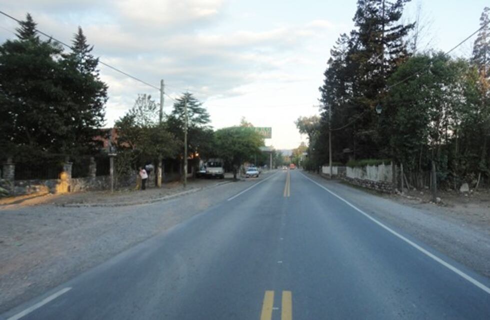 Encontraron a un hombre muerto en una pileta de natación