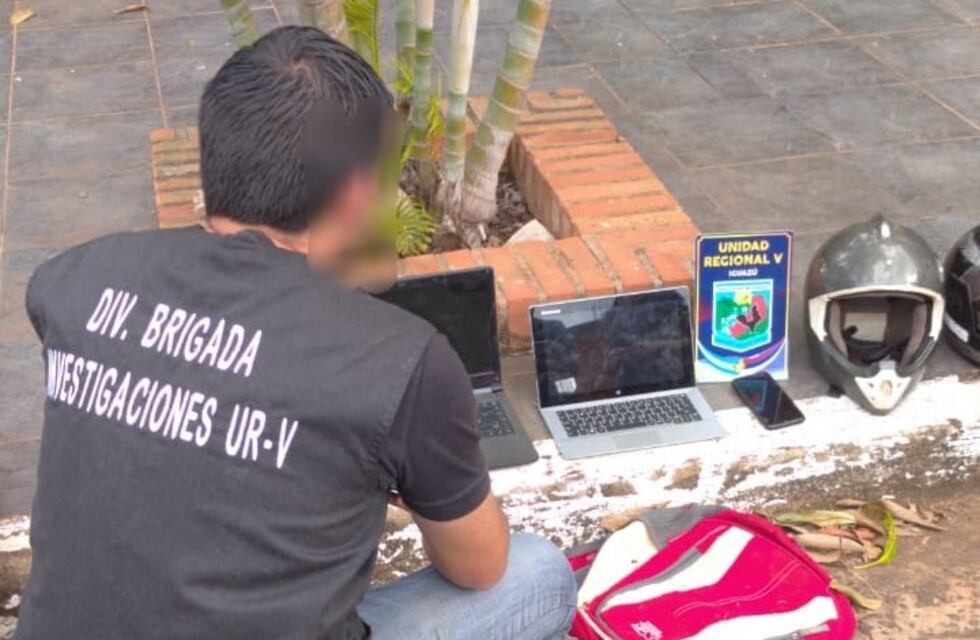 Fueron detenidos luego de robar computadoras e intentar venderlas en las redes sociales