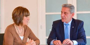 Villata cambió de espacio político\u002E Dejó a Linares por Arcioni\u002E