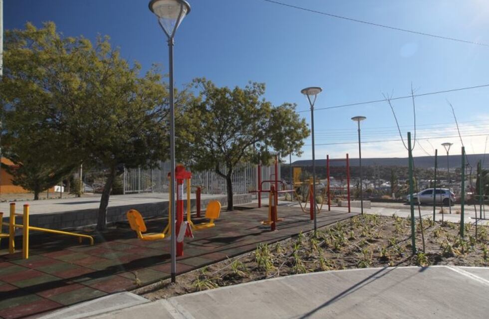 Rada Tilly: finalizan obras de mejoras en plaza del barrio Peñí