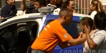 Una mujer y sus tres hijos rescatados de un incendio