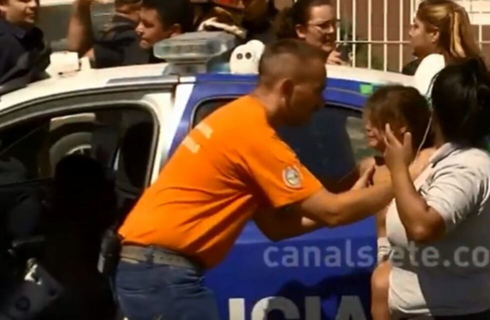 Una mujer y sus tres hijos rescatados de un incendio