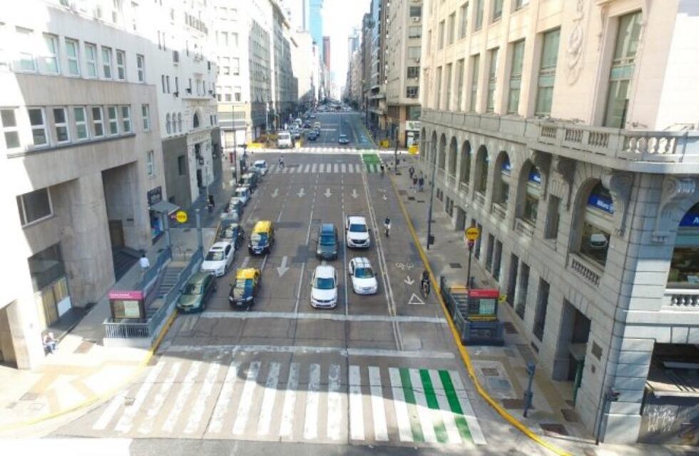 Concluyeron las obras de las ciclovías en las avenidas Corrientes y Córdoba
