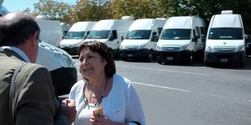 BUENOS AIRES 16/03/16, GRACIELA OCAu00d1A SE HIZO PRESENTE EN COMODORO PY DONDE CAMIONETAS DE IVECO SON INSPECCIONADAS..FOTO.DYN/ALBERTO RAGGIOrnFu00fatbol Para Todos: peritan 25 camionetas entregadas por Iveco en parte de pagornLa jueza Servini de Cubru00eda ordenu00f3 una inspecciu00f3n ocular. buenos aires graciela ocau00f1a insepeccion camionetas iveco comodoro py causa futbol para todos peritan 25 camionetas entregadas por Iveco