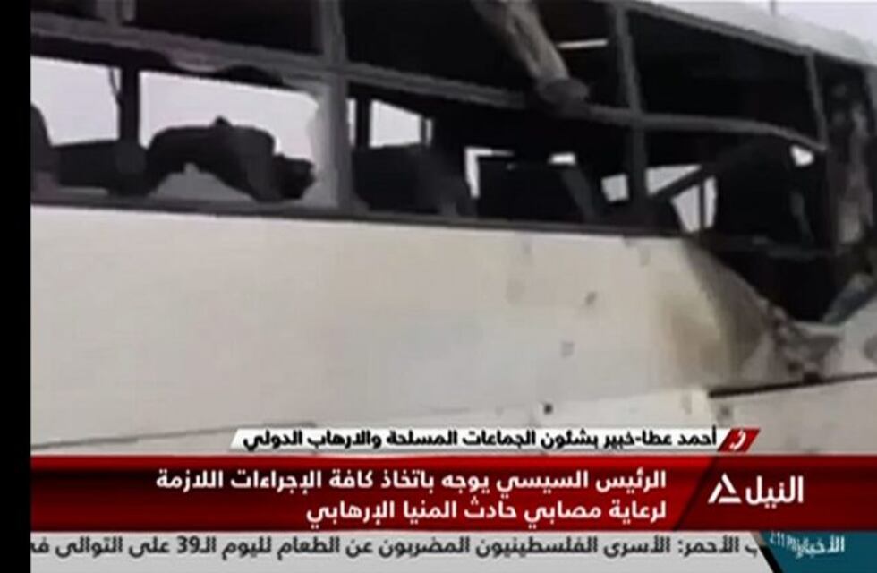 Acribillaron un colectivo de una comunidad cristiana y murieron 26 personas en Egipto