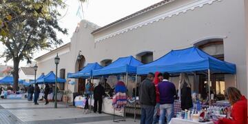 Se realiza la Segunda Feria Artesanal de Empleados Deliberativos