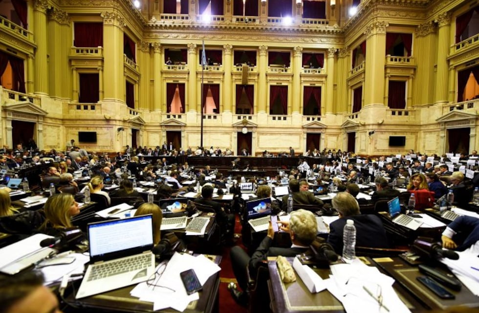 La oposición intentará pegar el batacazo en una sesión con 78 proyectos