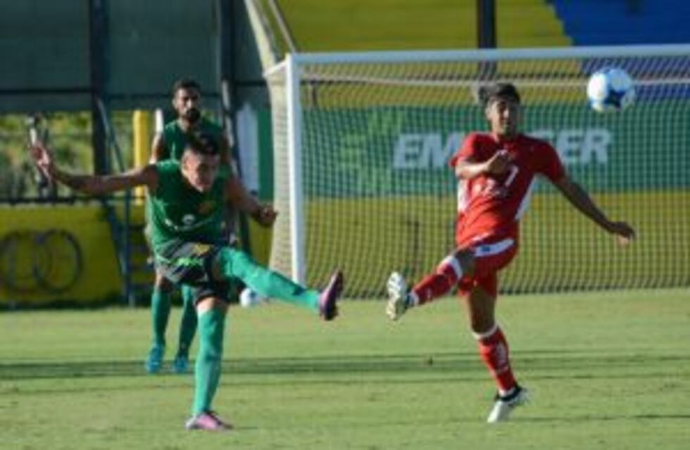 Los titulares canallas derrotaron 1 a 0 a Unión en un amistoso