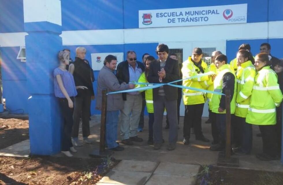 Losada inauguró la Escuela de Tránsito Municipal de Posadas
