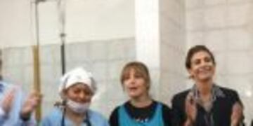 Juliana Awada visitu00f3 en Cu00f3rdoba un comedor que habu00eda sido incendiado.