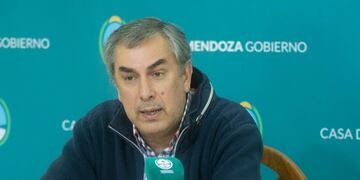 Enrique Vaquié, ministro de Economía de Mendoza\u002E