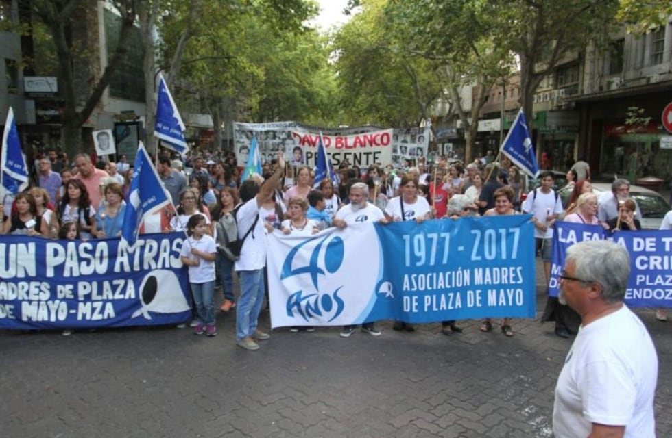Piden disculpas por la prohibición de marchar por las calles a los organismos de DDHH