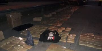 PArte de la droga incautada en un control de rutina en la autopista Rosario-Córdoba a la altura de Carcarañá\u002E (@maxipullaro)