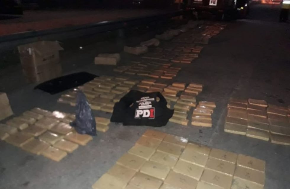 Más de 400 panes de marihuana secuestrados en la autopista Rosario-Córdoba a la altura de Carcarañá