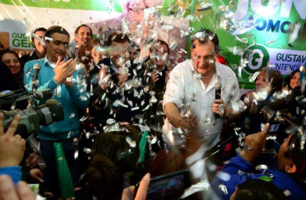 El intendente de Bariloche recriminó la asistencia dada a personas varadas por el temporal