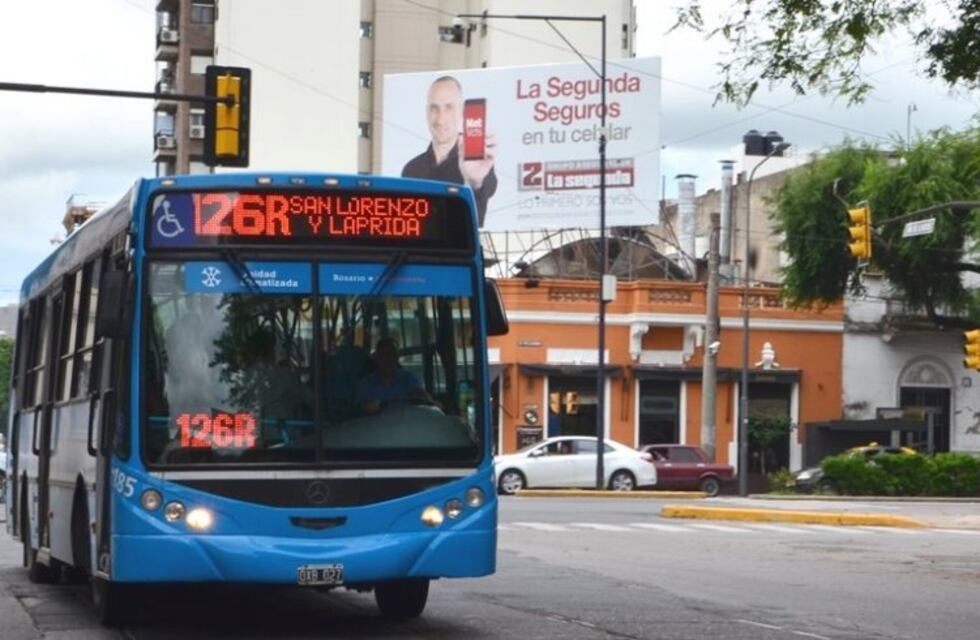 Permiten el pago del pasaje a otra persona aunque no haya boleto impreso