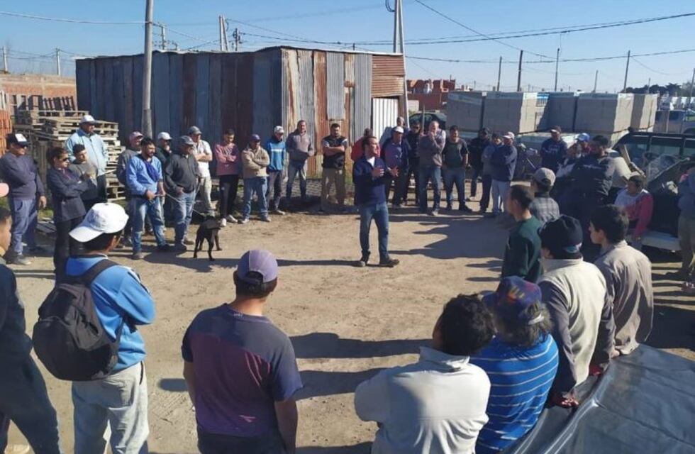 Daniel Lafarina: "como no agradecer a todos los que pagan las cuotas y a todos ustedes"