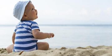 Cómo cuidar la piel de los bebés del sol