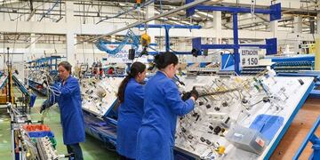 El despido de 1\u002E000 empleados en la  industria entrerriana preocupa a los vecinos