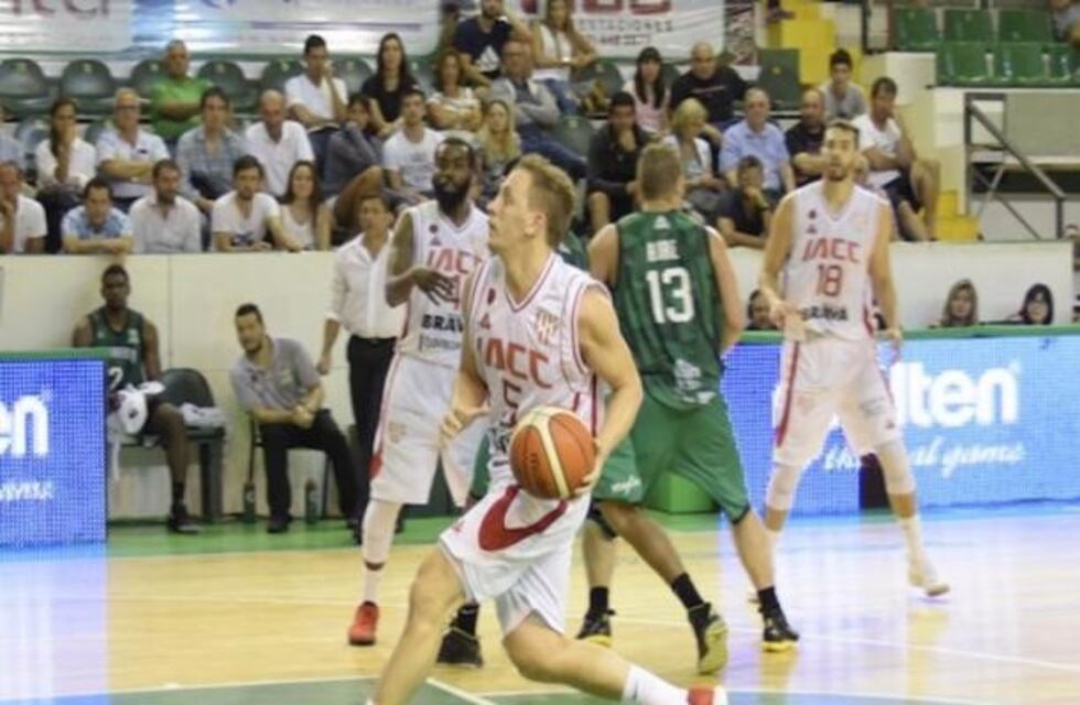 La Gloria ganó en Comodoro Rivadavia