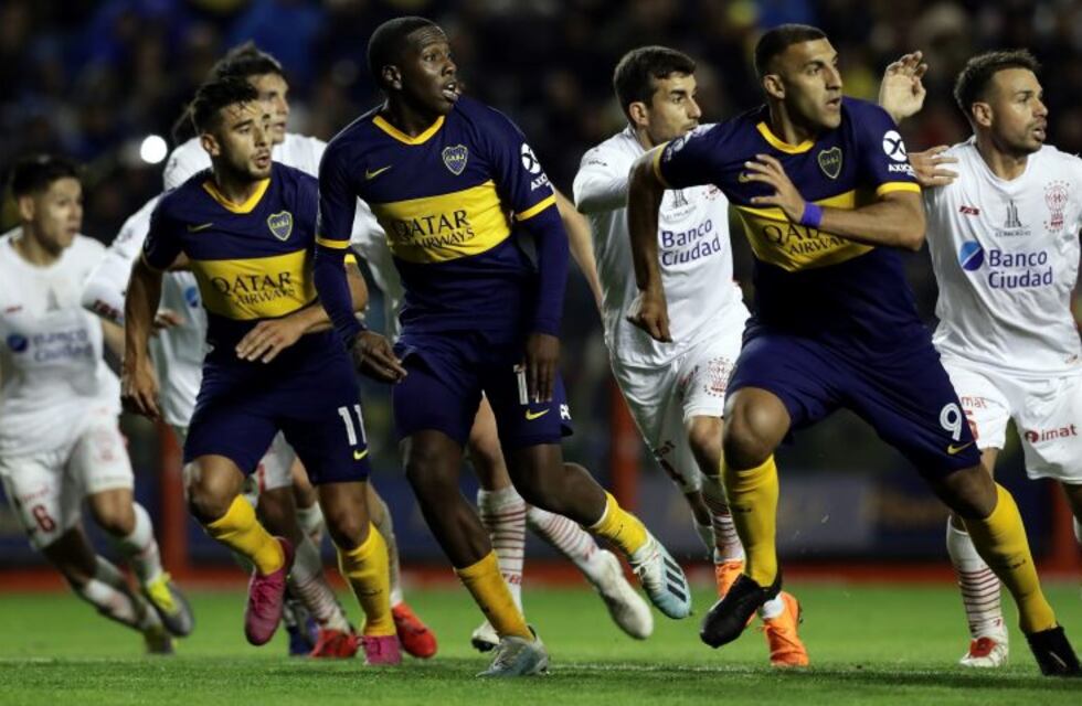 Las lesiones complican a Boca antes del Superclásico: Salvio y Ábila no jugarán frente a River