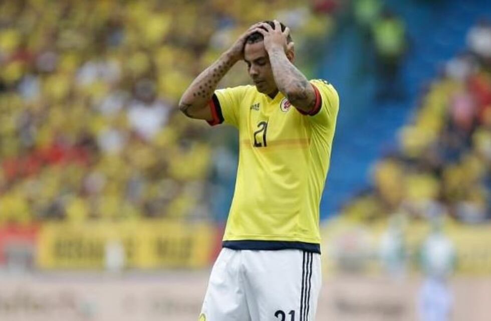 Edwin Cardona, suspendido por cinco partidos tras su gesto racista