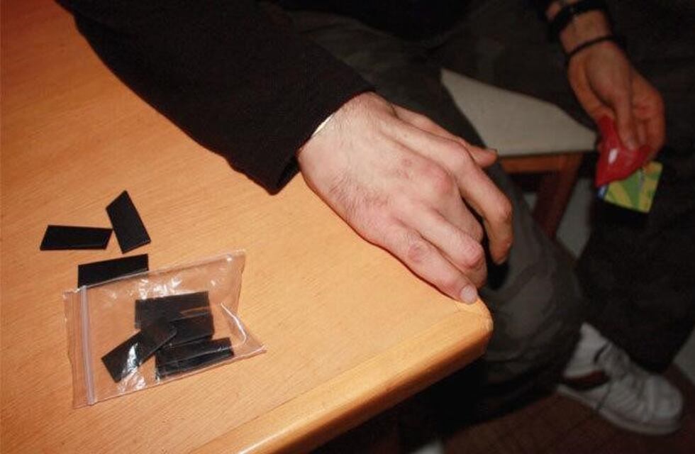 Desde la cárcel, un narco dirigía la venta de drogas a través de su familia